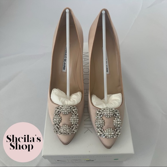 Manolo Blahnik Shoes - NIB Manolo Blahnik Hangisi 90 Satin Pumps 37 Nude
